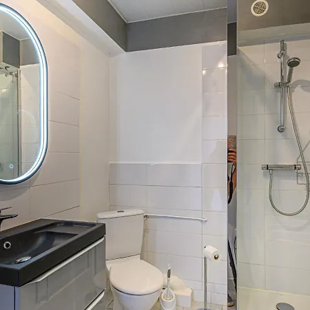 Le Grand Large-2 By Interhome